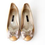 Carolina Herrera Nude Patent Leather Square-Toe Pumps Size 37 - Image 6
