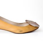 Carolina Herrera Nude Patent Leather Square-Toe Pumps Size 37 - Image 9