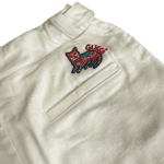 Pre-Loved Gucci Boys Off-White Cotton Embroidered Cat Bermuda Shorts – Size 6/120 - Image 3
