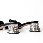 Miu Miu Black Patent Leather Bow Crystal Embellished Open Toe Sandals Size 37 - Image 6