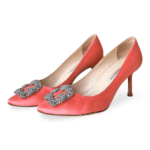 Manolo Blahnik Peach Satin Hangisi Pumps – Size 39