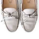 TOD’S Gommino Lizard-Effect Leather Loafers Gray – Size 37 - Image 7