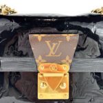 Louis Vuitton Wynwood Shoulder Bag in Black Monogram Vernis Patent Leather with Monogram Canvas and Epi Leather Trim - Image 7