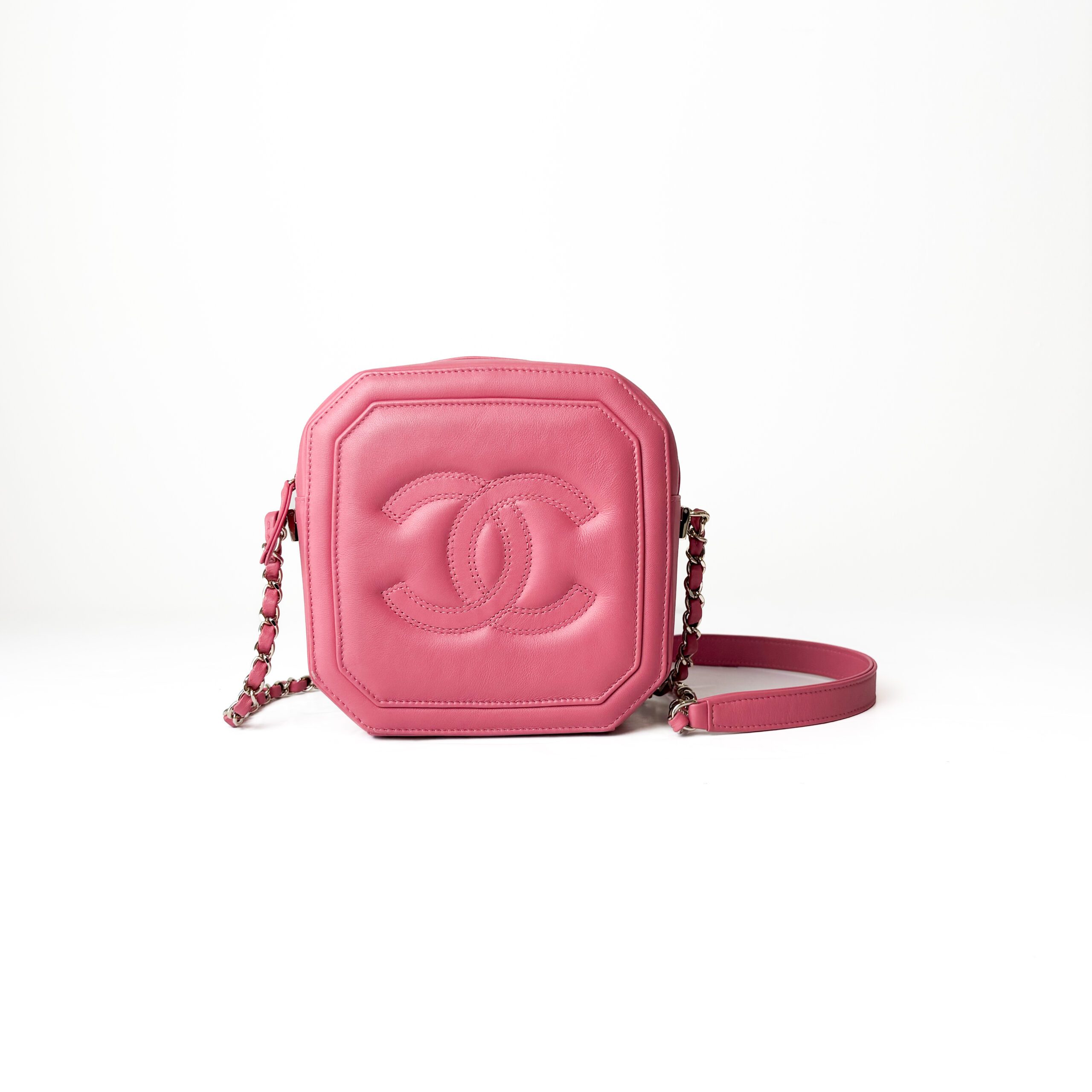 IMG_5431 Chanel 2019 Pink CC Calfskin Clock Camera Case Crossbody Bag - Image 1