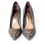 Ted Baker Peetch Brooch Detail Metallic Court Shoes – Size 38 - Image 4