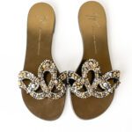 Giuseppe Zanotti Gold Leather Crystal and Rock Embellished Thong Flats Size 36.5 - Image 4