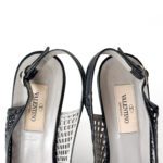 Valentino Black Patent Leather Logo Embellished Wedge Peep Toe Sandals Size 37 - Image 6