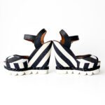 Dolce & Gabbana Monochrome Leather and Lizard Embossed Leather Ankle Strap Platform Wedge Sandals Size 37 - Image 4
