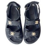 Chanel Black CC Pearl-Embellished Dad Sport Sandals – Size 38.5 C - Image 3