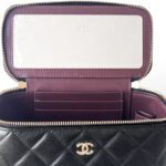 Chanel Classic Cosmetic Vanity Case with Chain – Black Caviar Calfskin Leather - Image 4