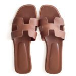 Hermès Gold Calfskin Leather Oran Flat Sandals – Size 38.5 - Image 4