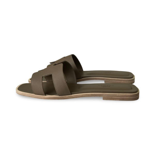 Hermès Oran Sandal in Etoupe Epsom - Image 5