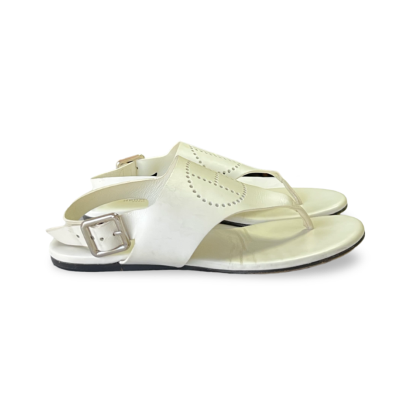 Hermès White Leather Kola Slingback Flat Slides, Size 37.5 - Image 5