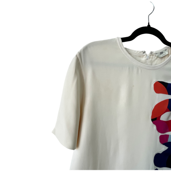 Pre-Loved Fendi White Appliqué Logo Silk Top - Size 48 - Image 3