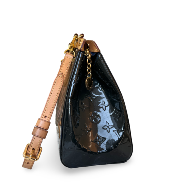 Louis Vuitton Bleu Nuit Monogram Vernis Brea MM Bag - Image 3
