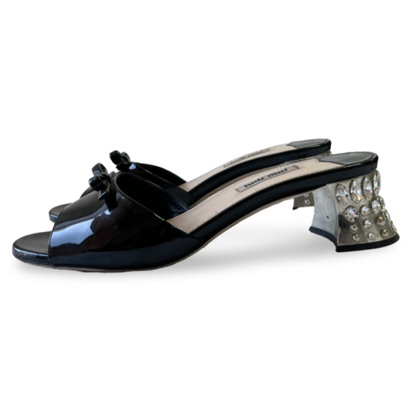Miu Miu Black Patent Leather Bow Crystal Embellished Open Toe Sandals Size 37 - Image 3