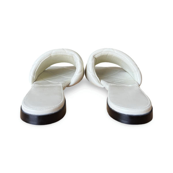 Bottega Veneta White Lido Flat Mules in Quilted Embossed Nappa Size 37 - Image 8