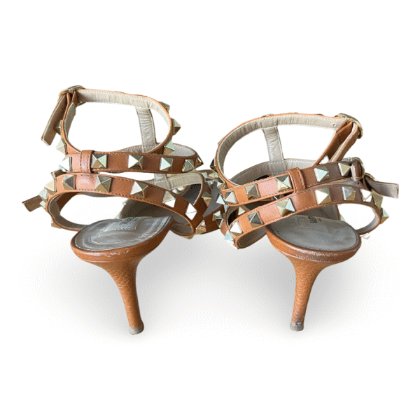 Valentino Garavani Rockstud 65 Pumps in Grainy Leather – Size 40 - Image 5