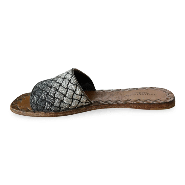 Bottega Veneta Metallic Grey/Silver Intrecciato Fabric Slide Flats – Size 36 - Image 5