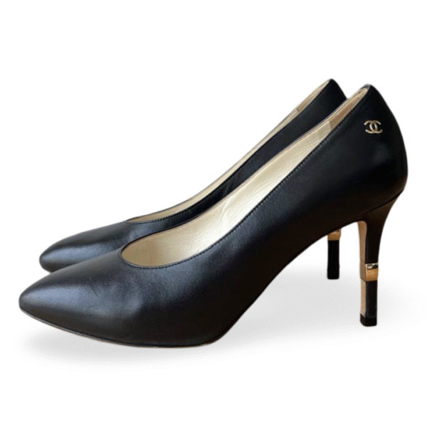 Chanel Black Lambskin Pumps – Size 39C - Image 3