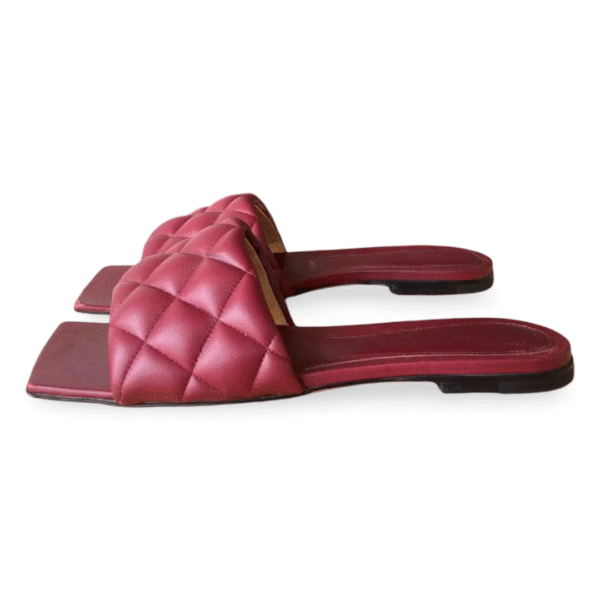 Bottega Veneta Burgundy Leather Lido Flat Slide Sandals – Size 36.5 - Image 2