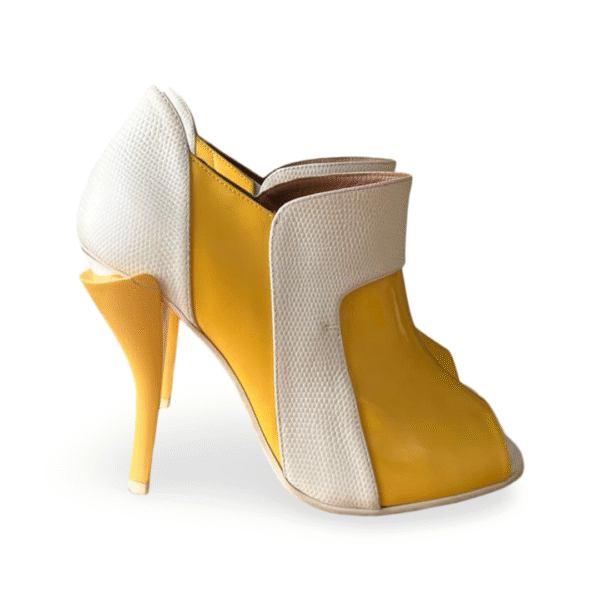 Fendi Yellow Patent and White Leather Peep-Toe Booties – Size 37 - Image 4