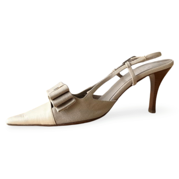 Chanel Bow Logo Slingback Heels in Beige Denim / Cream – Size 38 - Image 5