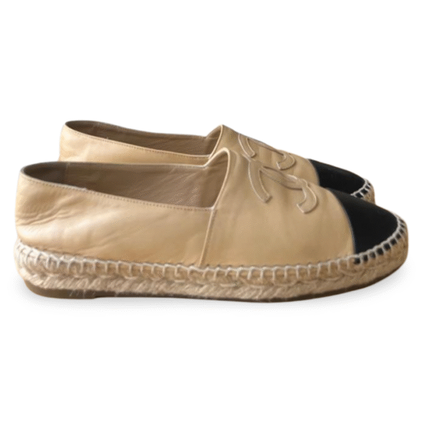 Chanel CC  Beige/Black Espadrille Flats – Size 39 - Image 4