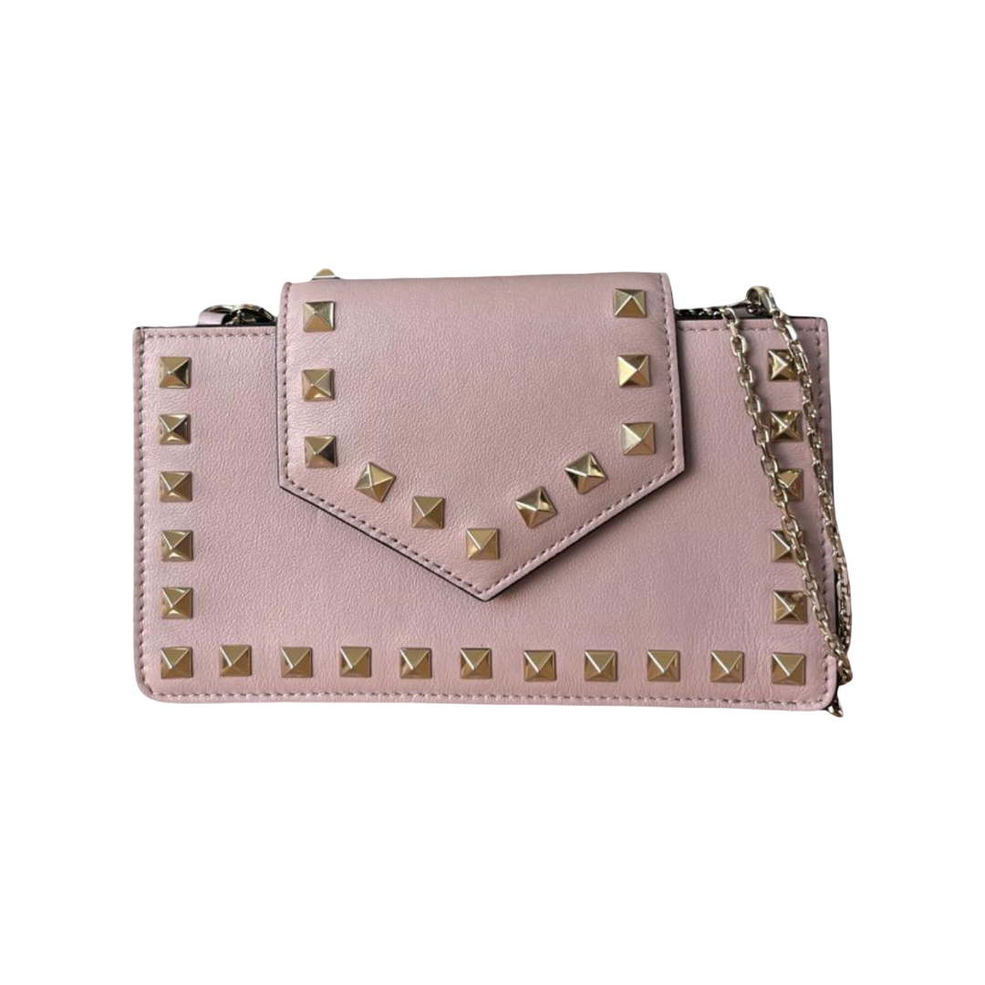 Valentino Garavani Rockstud Chain Wallet / Phone Case in Poudre