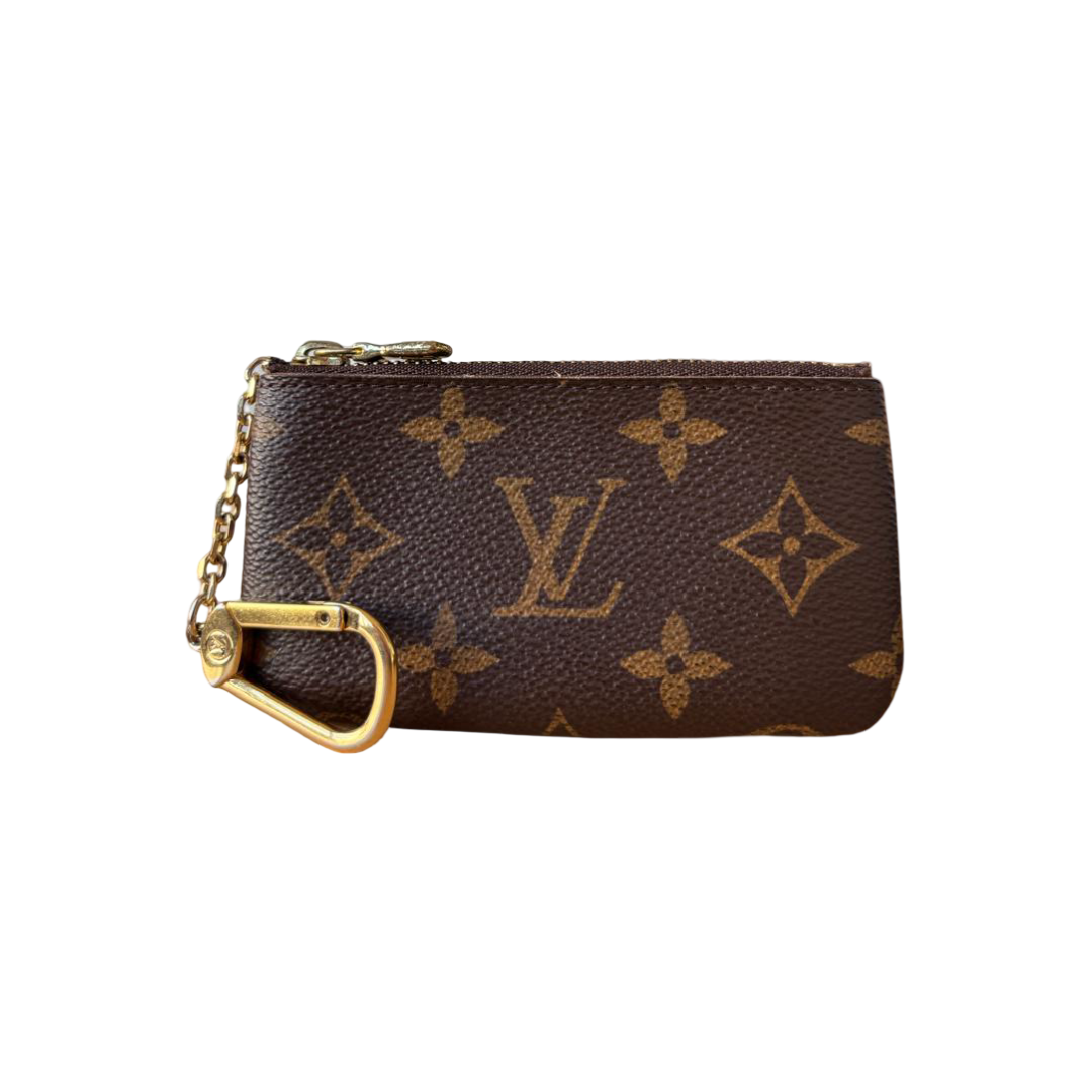 WhatsApp Image 2025-12-23 at 3.44.01 PM (9) Louis Vuitton Key Pouch Monogram Coated Canvas - Image 1