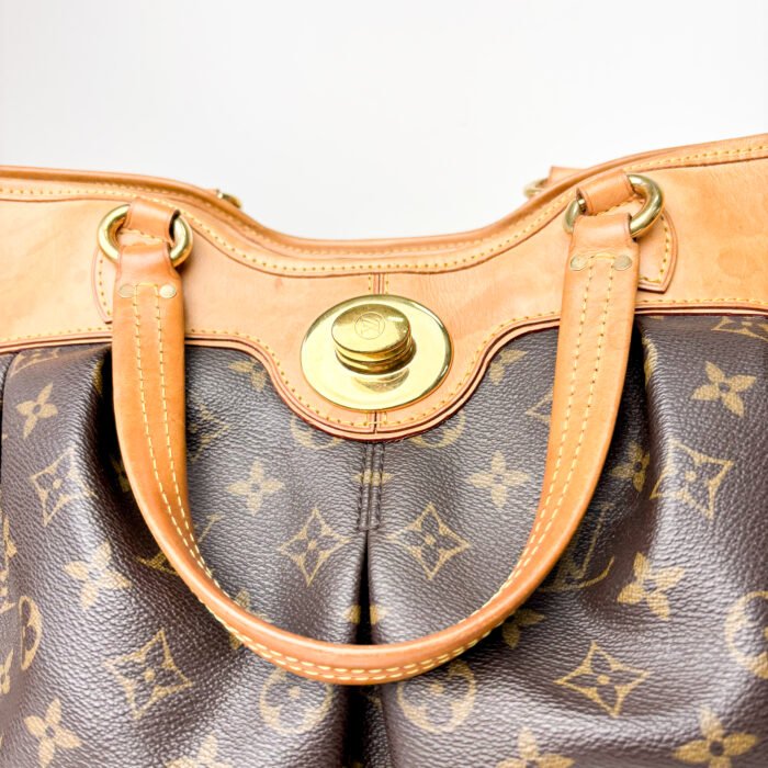Louis Vuitton Boétie GM Bag - Image 6